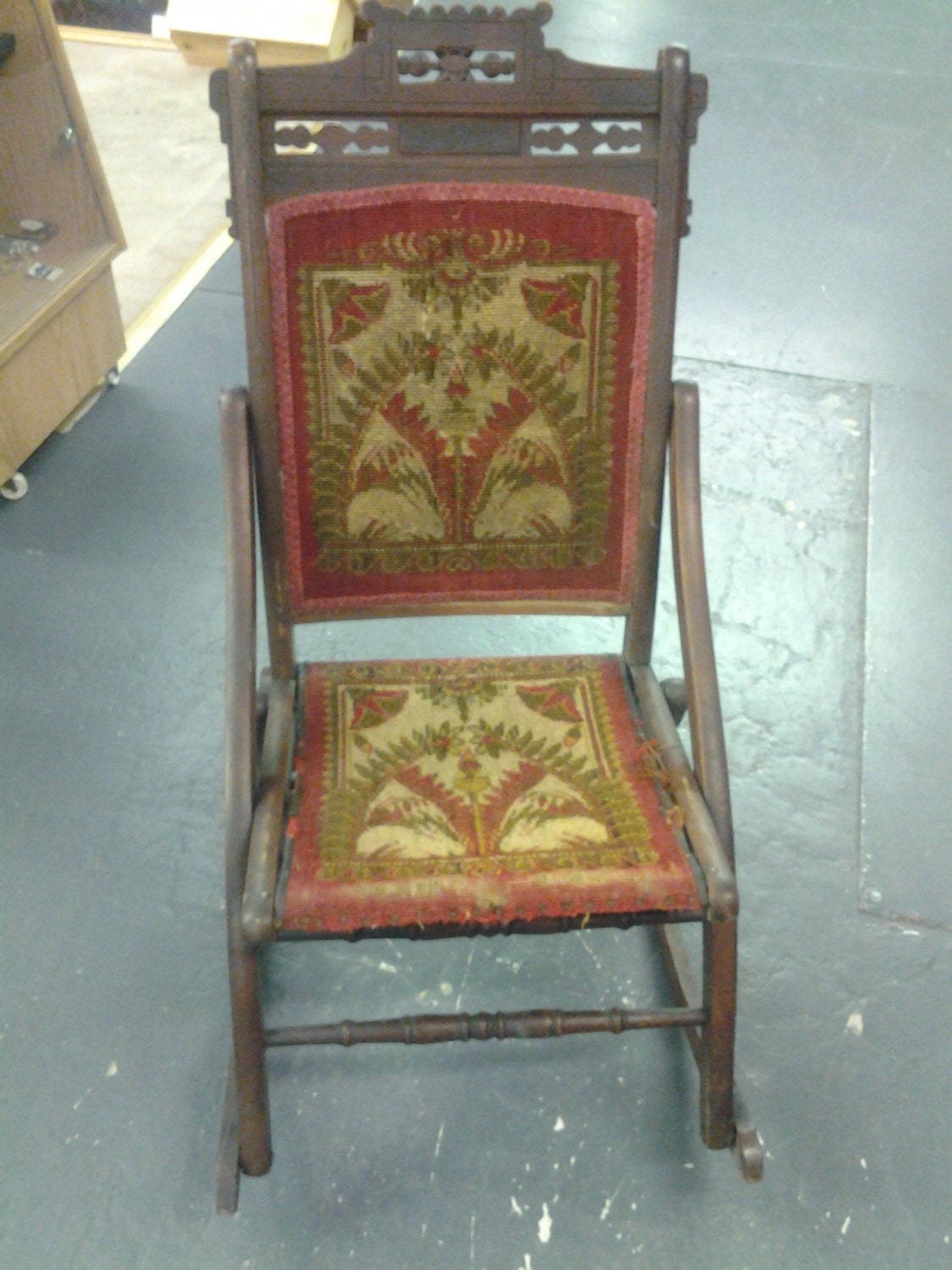 On Sale 1880's Foldable Eastlake Rocking Chair with