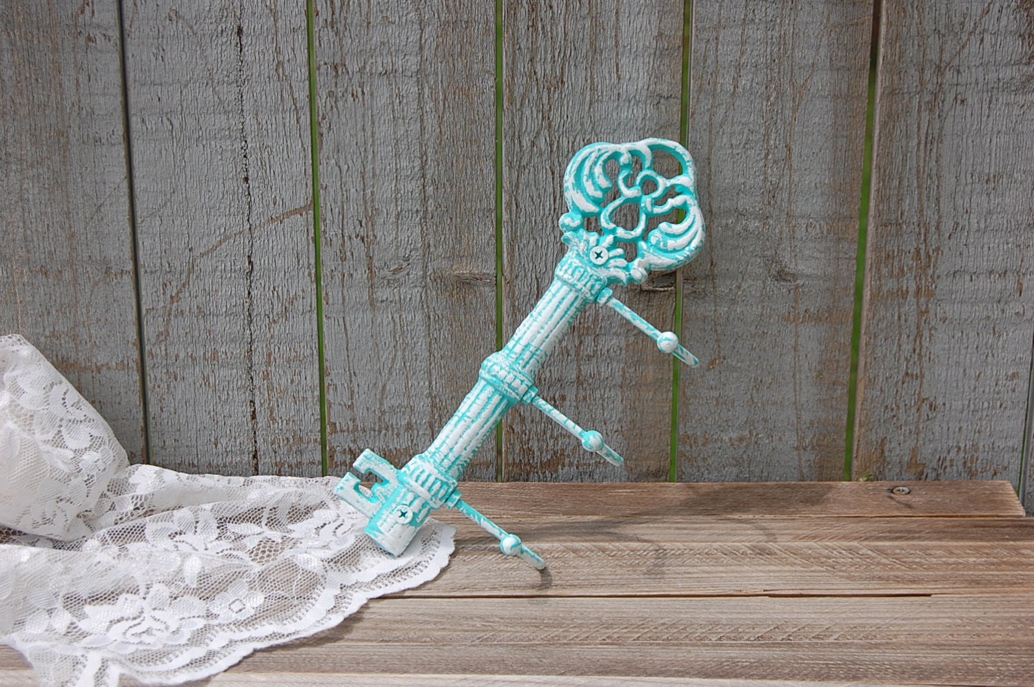 key holder shabby chic turquoise blue white by thevintageartistry key holder shabby chic turquoise blue white by thevintageartistry