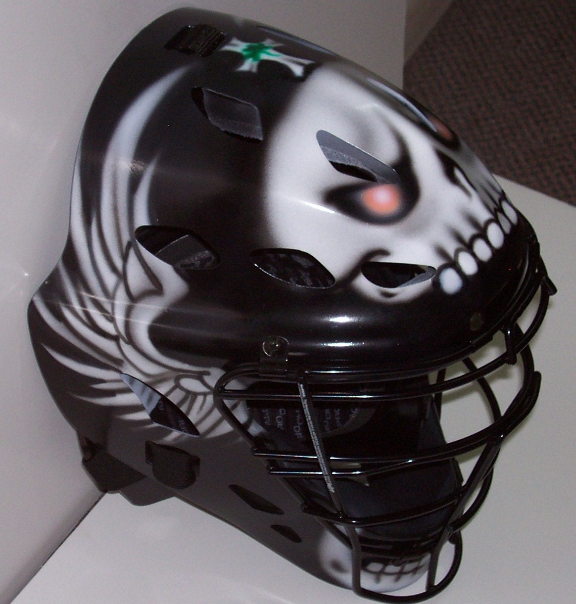 Airbrush Baseball Softball Catchers Helmet Skull by tonysairbrush