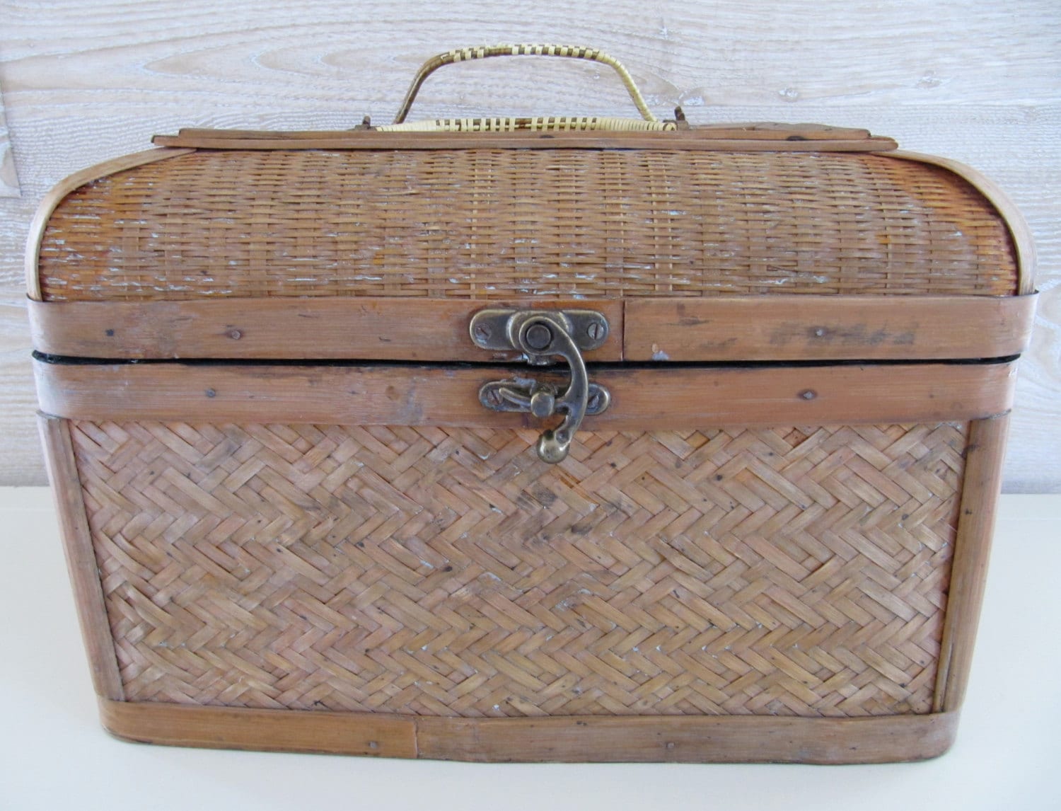 Antique Bamboo & Rattan Box Haute Juice