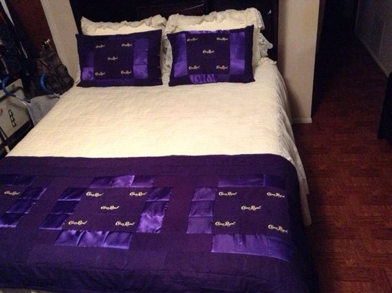 Crown. Royal Quilt Bed Scarf and Matching pillow shams - Royal Quilt Bed Scarf and Matching pillow shams. Ã¢Â—Â…