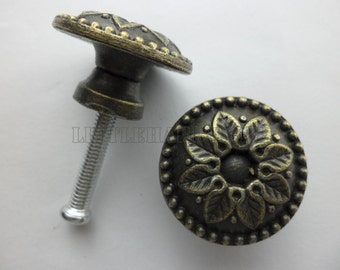 Antique Bronze "Flower" rustic dresser drawer knobs/patterned knobs/decorative knobs/furniture knobs/unique cabinet knobs - Diameter 24mm