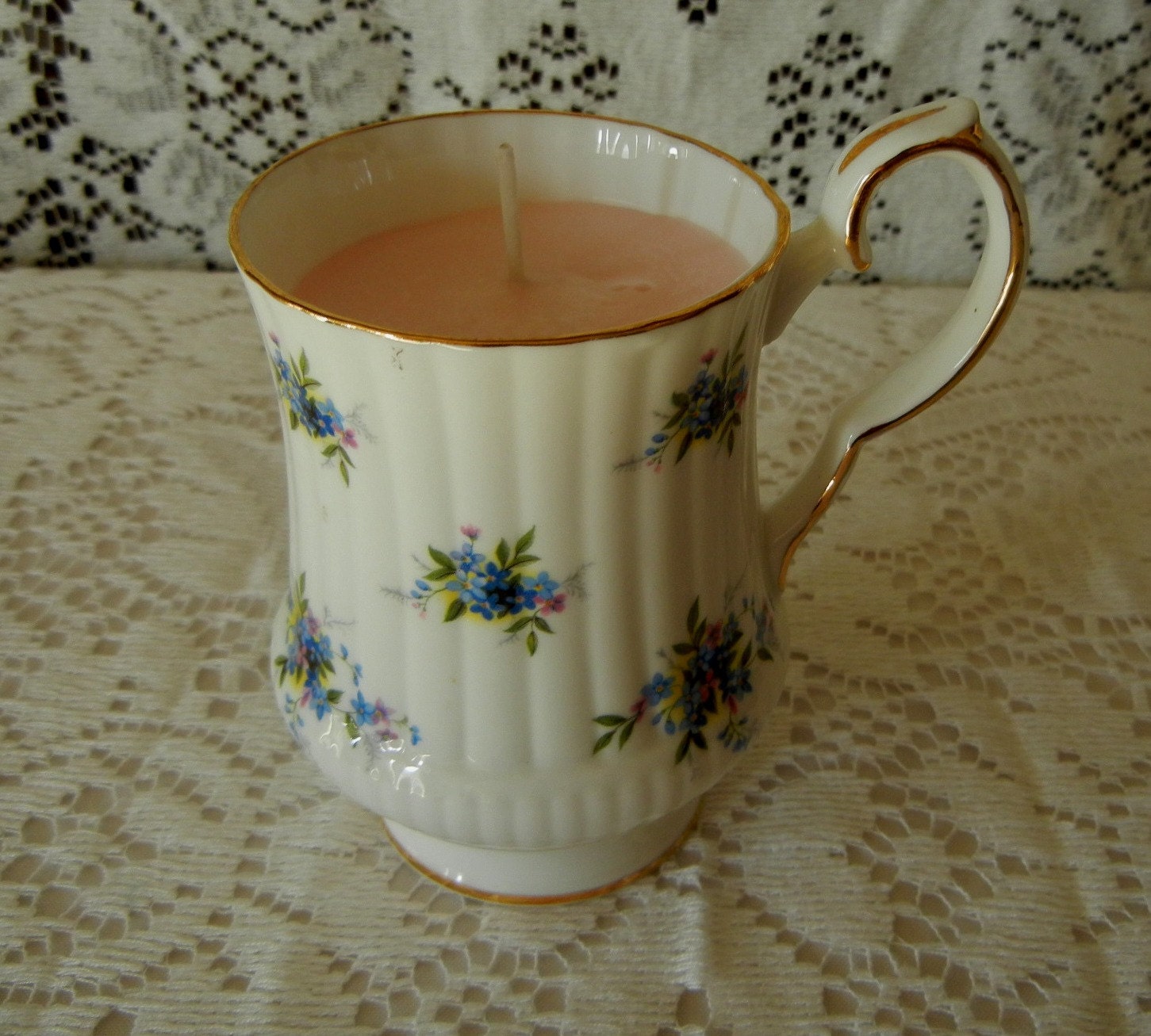 windsor hands wax Teacup Bone Windsor Vintage Candle Royal PreciousNPretty by China