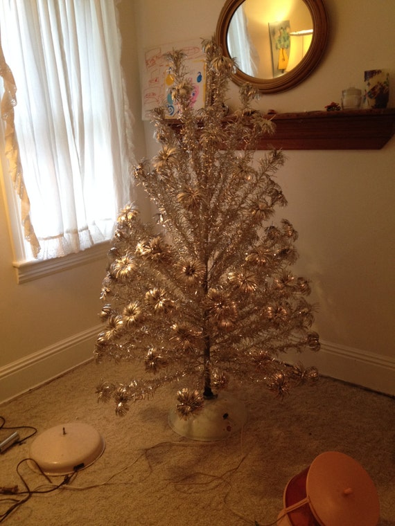 Vintage Aluminum Christmas Tree PomPom with color wheel and