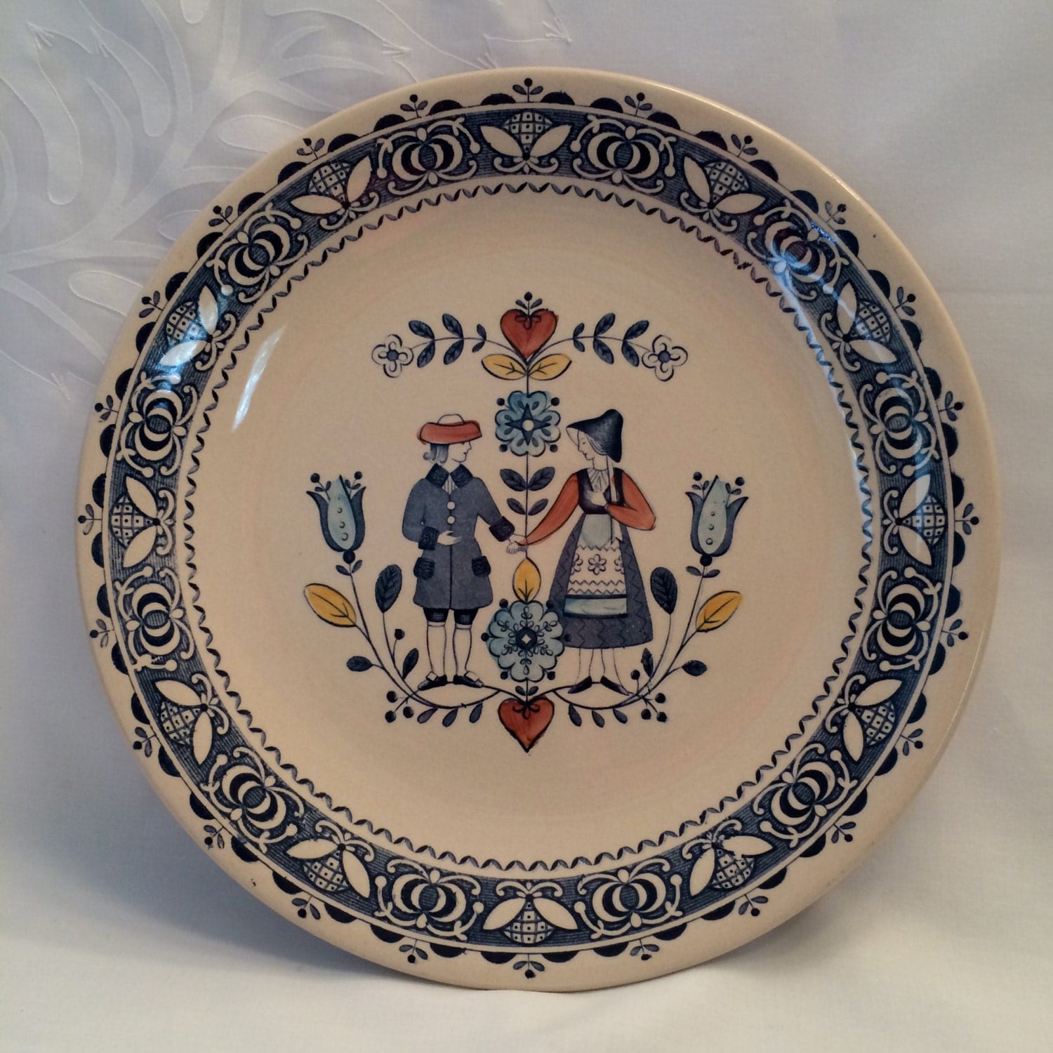 Johnson Brothers Hearts and Flowers plate Johnson Brothers