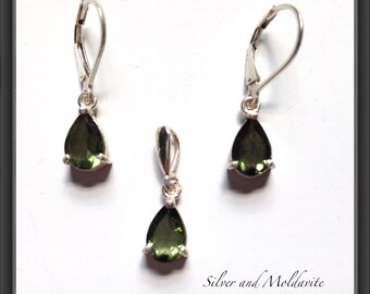 Beautiful matching faceted Moldavite Pendant & Earrings set