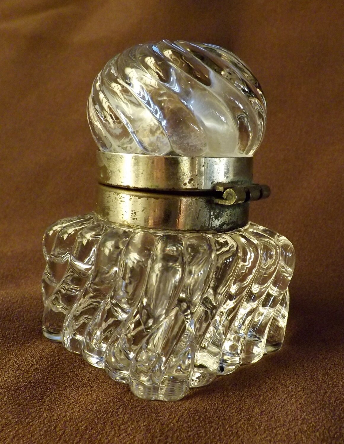 Vintage Inkwell_Vintage Square Glass Inkwell With Lid_Inkwell