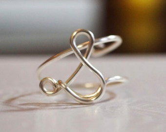 initial "S" wire wrapped ring