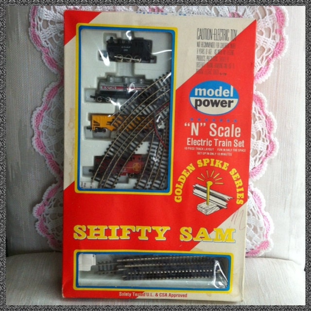 n scale electric train