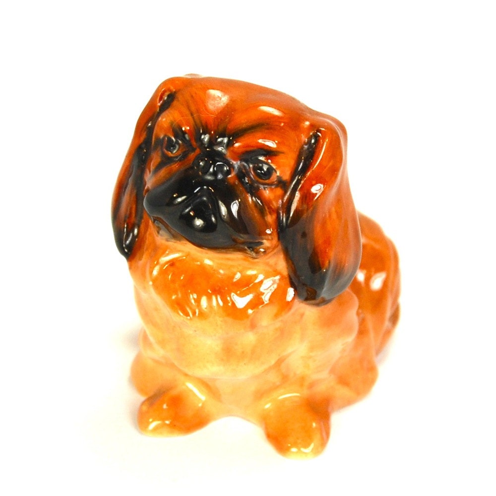 royal doulton pekingese dog