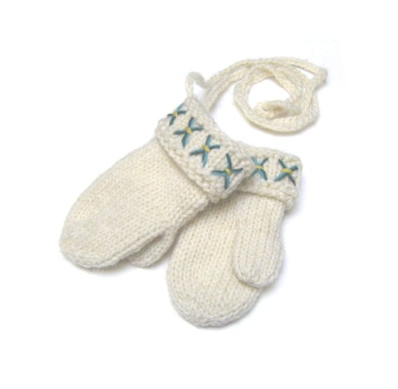 Wool baby mittens with string 24 months by TanteMay on Etsy
