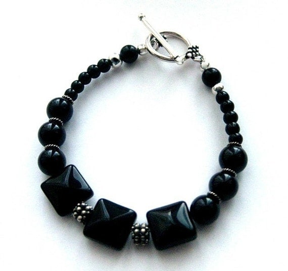 https://www.etsy.com/ie/listing/174448217/black-onyx-bracelet-sterling-silver?ref=shop_home_active