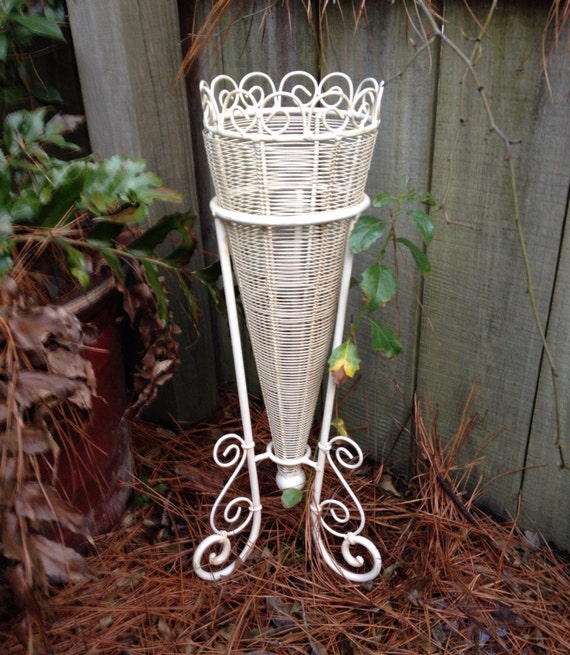 Vintage Metal Flower Holder Cream Floor Vase Stand Floral