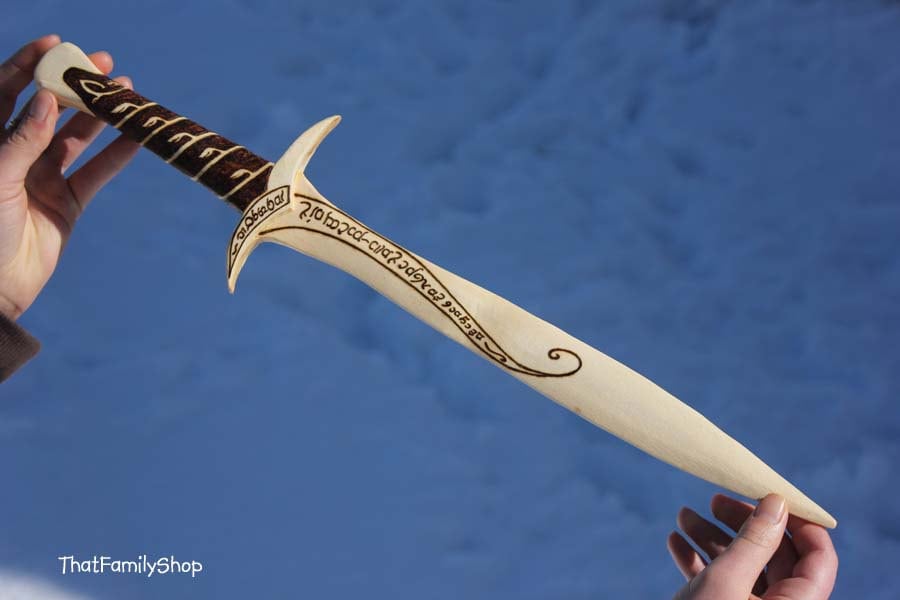 Frodo's Sting Wooden Toy Sword Weapon Lord of the Rings