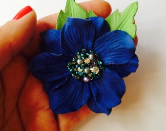 Cobalt blue leather flower brooch, Brooch in royal blue, Handmade flower brooch, Mother of the bride flower, Bridesmaid gift, Grooms corsage