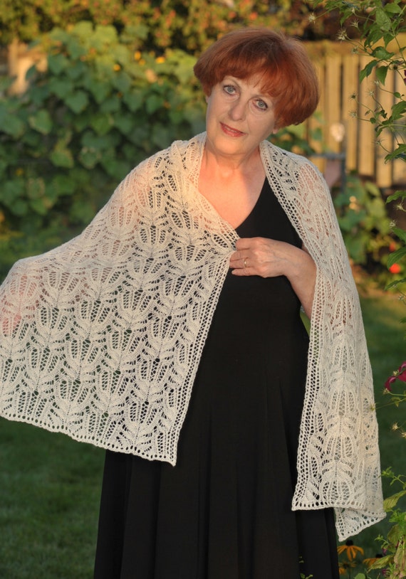 Hand knitted rectangular ecru shawl with beautiful lace pattern, woolen.