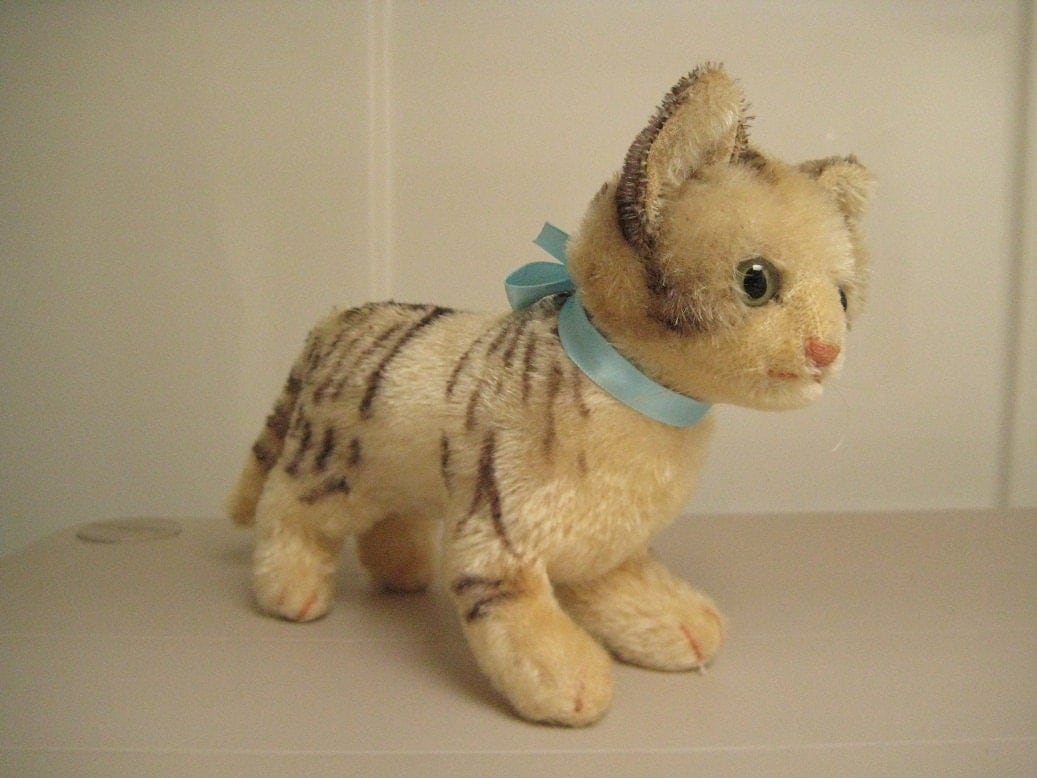 antique steiff cat