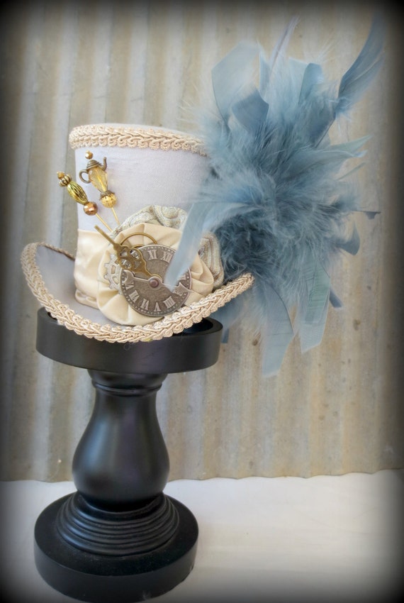 RACHEL'S HAT RESERVED by ChikiBird on Etsy