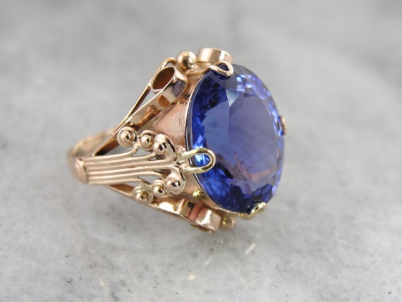 Royal Rose Gold Mounting with Exceptional Tanzanite Gemstone