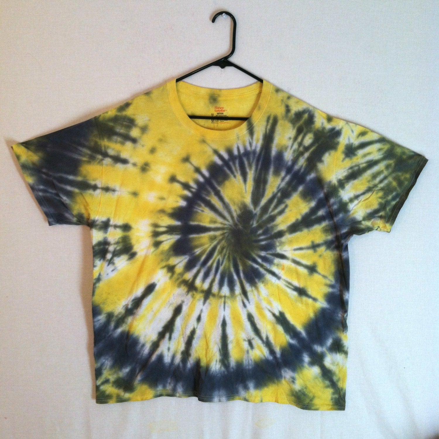 Tie Dye T-Shirt Black and Gold Spiral by RainbowEffectsTieDye