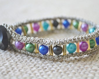 Beaded Bracelet,Bead Bracelet,Button Bracelet, Bracelet,Boho Bracelet, 1970s Bracelet,Color Bead Bracelet, Pretty Bracelet,Vintage Bracelet