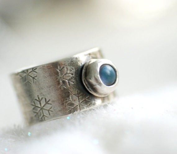 Snowflake Ring, Stamped Silver Ring, Metalwork Ring, Sterling Silver Ring, Blue Glass Ring, Winter Jewelry, Icy Blue - First Snow