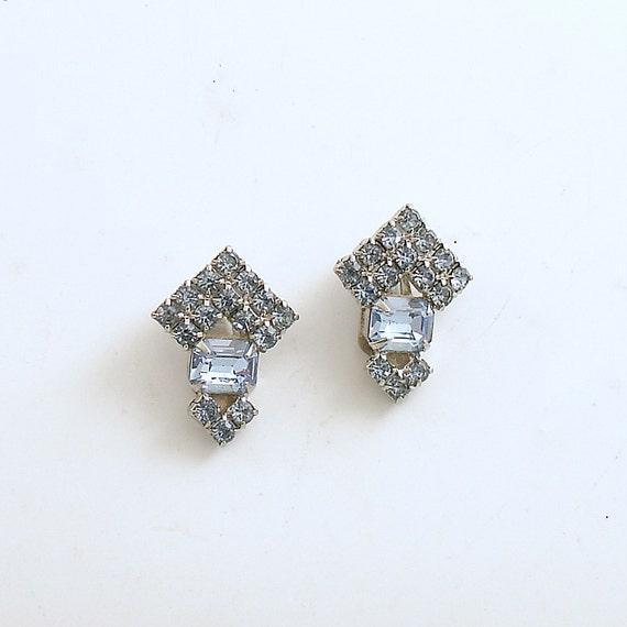 Vintage Earrings Clip On Rhinestones Costume Jewelry by efinegifts