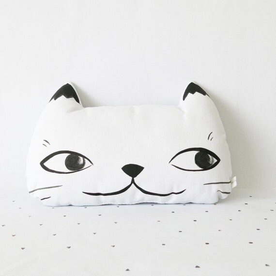 cat face on pillow