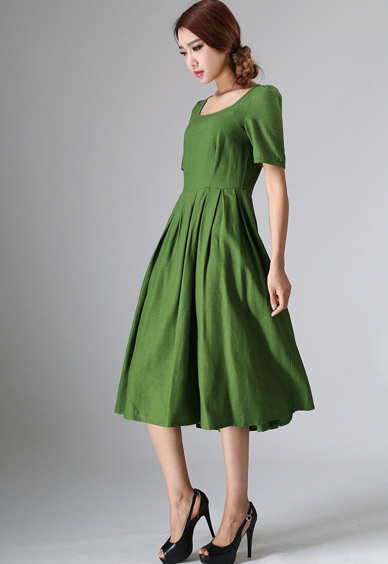 Green pleated dress with back buttons dress midi dress by xiaolizi