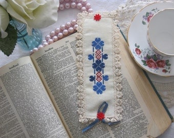Victorian Lace Clover Cross Stitch Book Mark-Free Shipping
