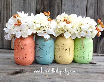Painted Mason Jars. Vintage looking Home Decor. Distressed Painted Mason Jars. Vintage looking Home Decor. Distressed