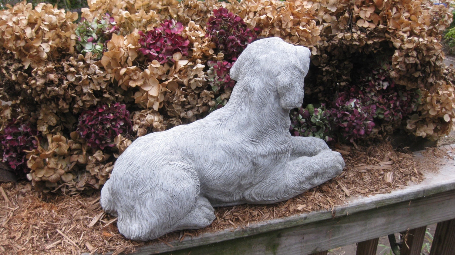 cement golden retriever garden statue