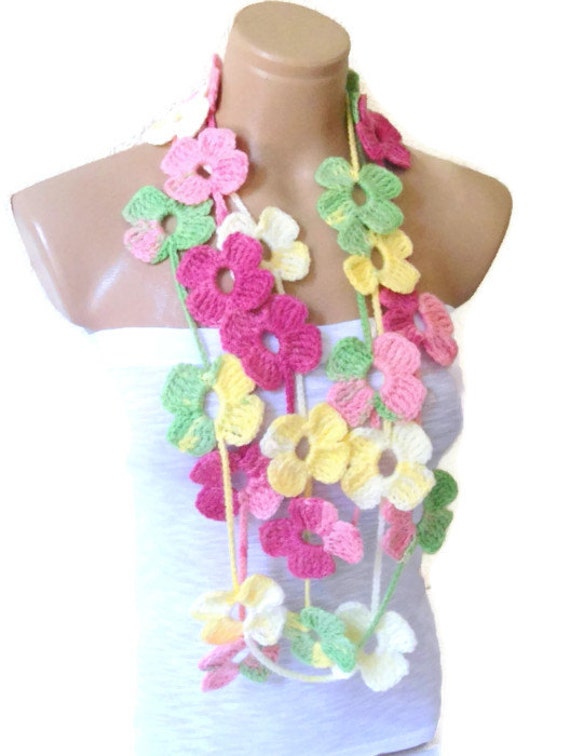 Items similar to Crochet Lariat necklace, Flower Lariat ...