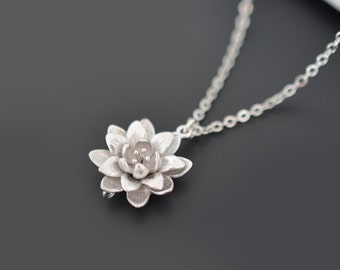 10% OFF, Chrysanthemum necklace, silver necklace, Flower necklace,Wedding necklace,Bridal jewelry,Bridesmaid gift,Anniversary,Christmas gift