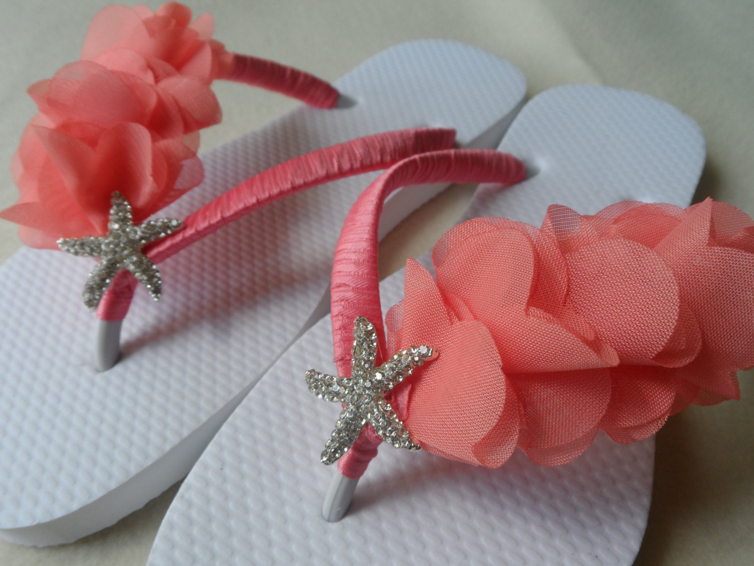 Coral Bridal Flip Flops / Beach Wedding Flip by RossyAccesorios