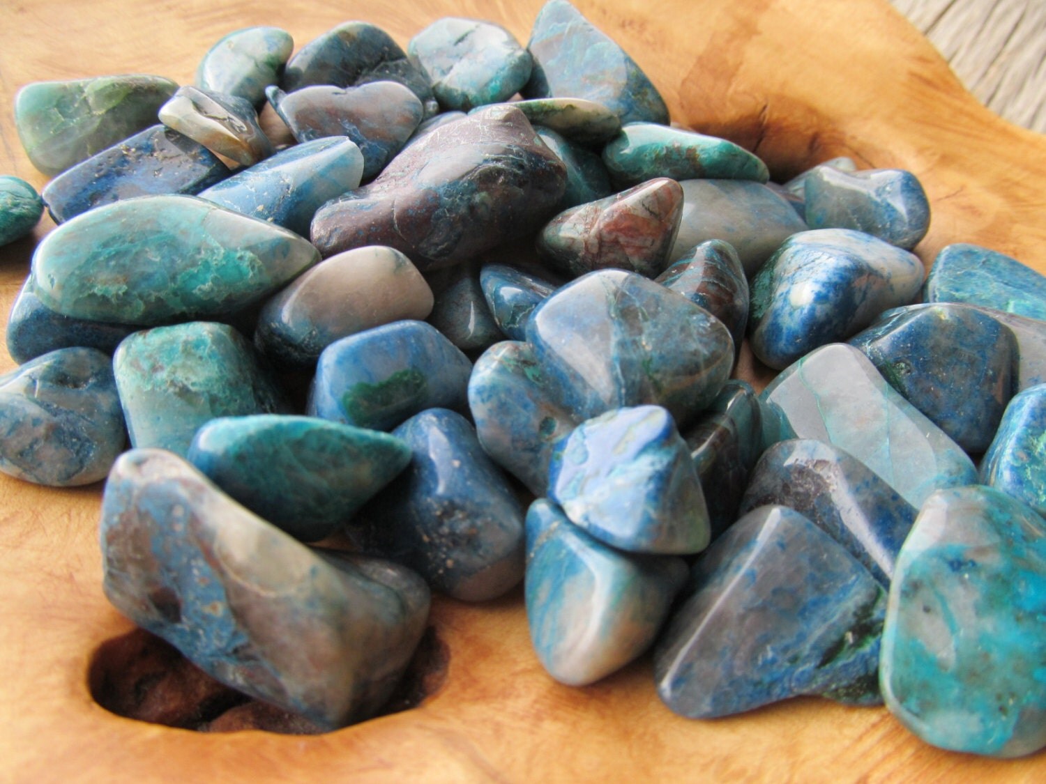 Quantum Quattro Tumbled Stone T75