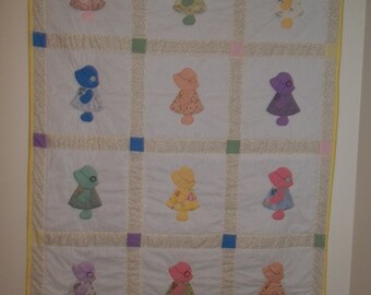 SALE Sunbonnet Sue Baby Quilt, Crib Quilt