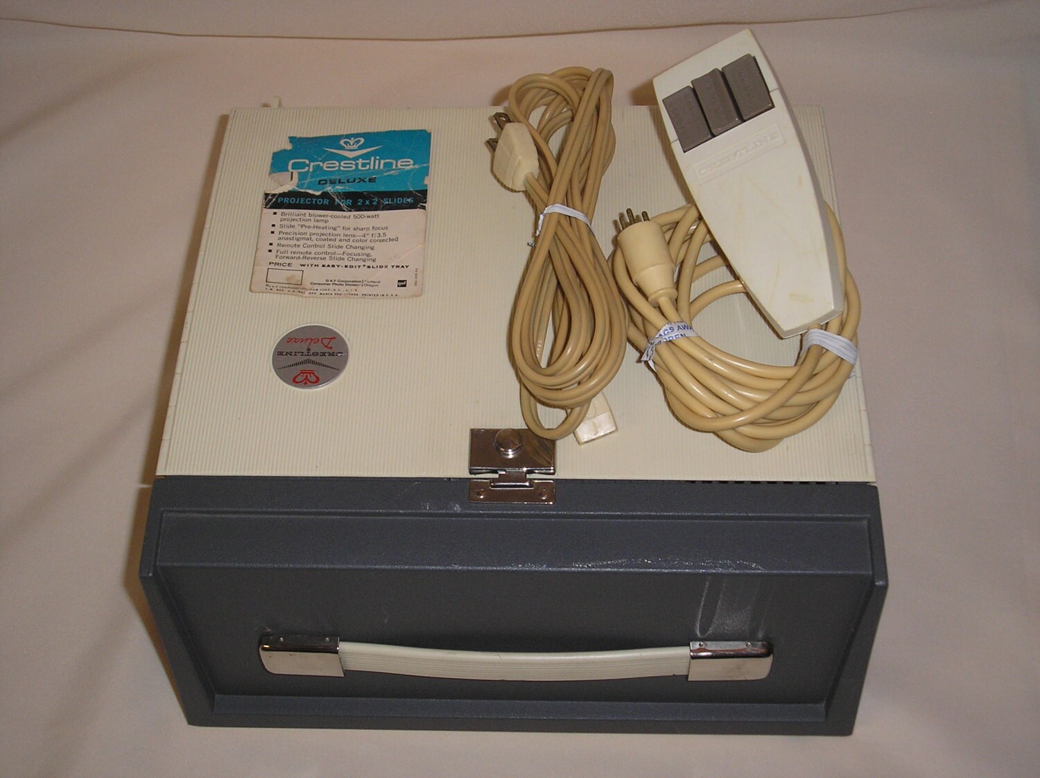 1960's Crestline Deluxe Slide Projector 500 Watt DAK By