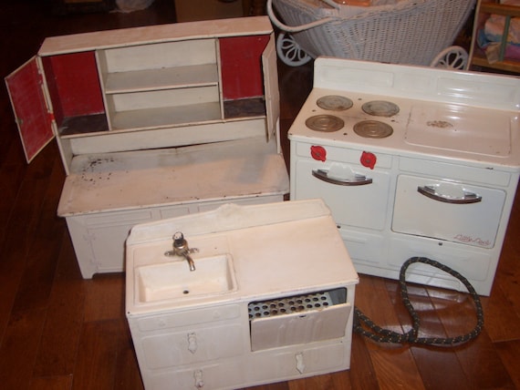  Vintage  Metal Toy  Kitchen  Set  Little Lady Stove sink and