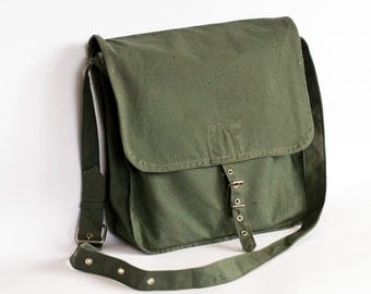 Vintage Military Bag 1970's Green Canvas Messenger Bag, Sac en Toile Militaire, Militär Segeltuchtasche, Crossbody Bag, Military Surplus