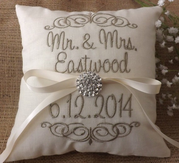 Items similar to Ring Bearer Pillow, Mr & Mrs. Ring Pillow ...