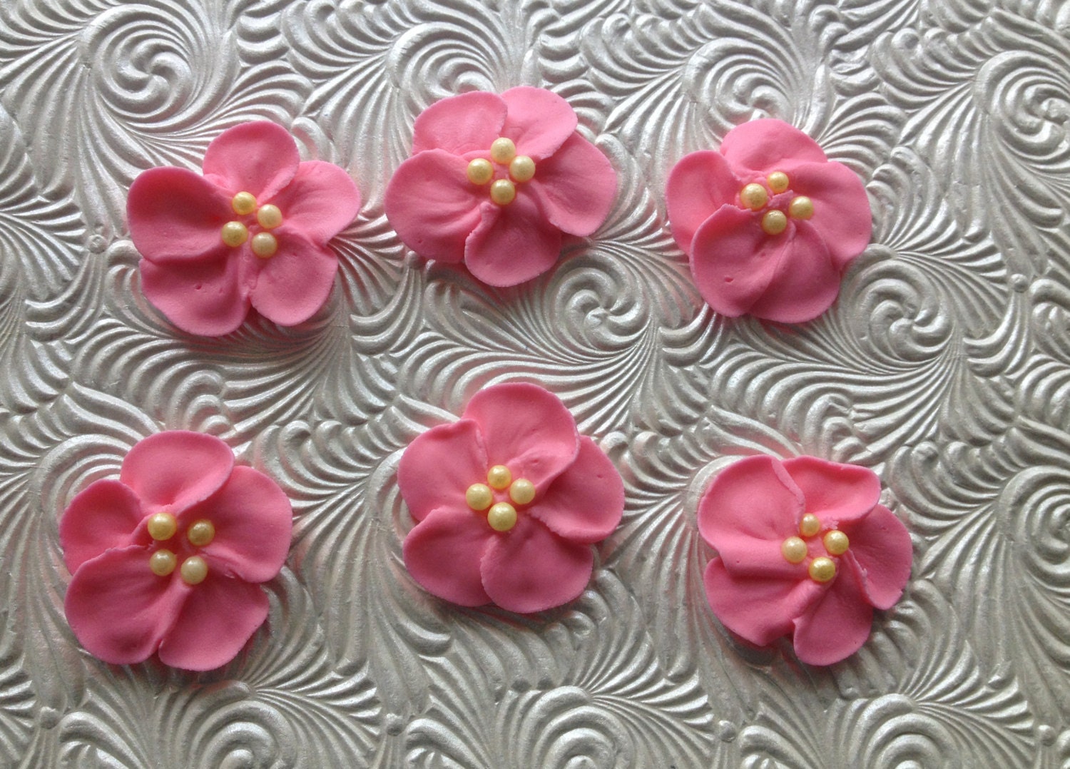 Hot Pink Royal Icing Flowers 15