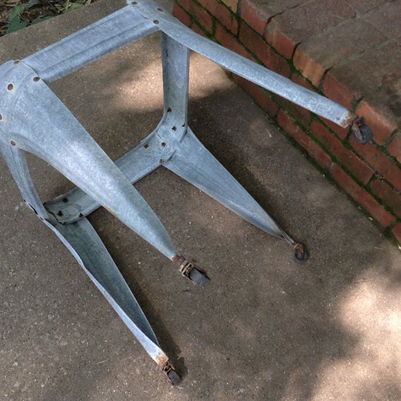 Vintage Galvanized Wash Tub Stand with Casters Primitive