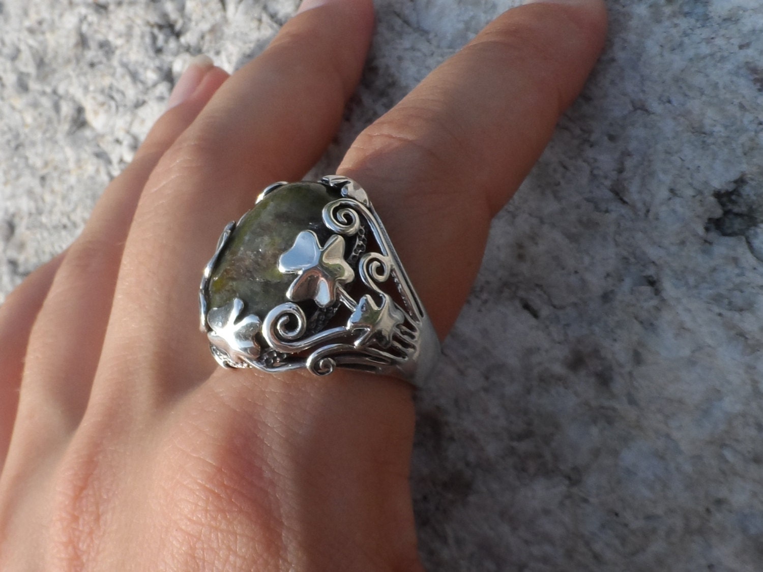 Connemara Marble Sterling Silver Lucky Clover Irish Ring. Size