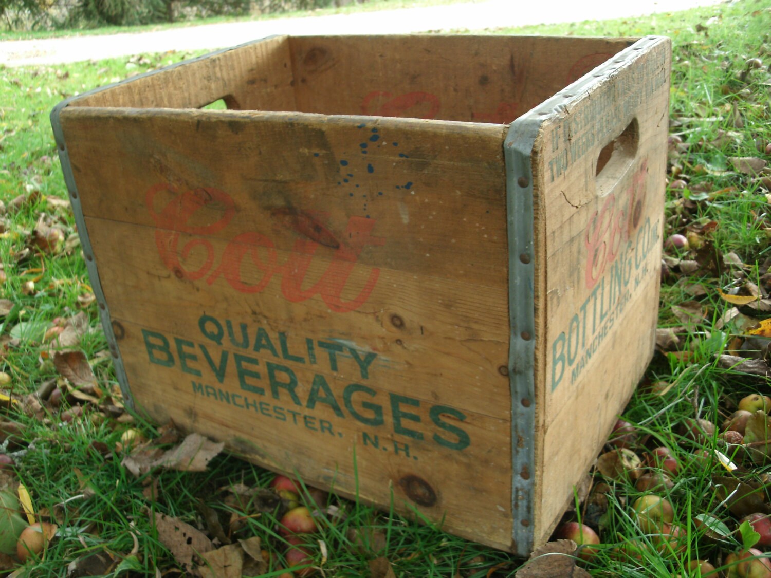 Cott Bottling Co. Soda Beverage Wood Crate Box Large Vintage