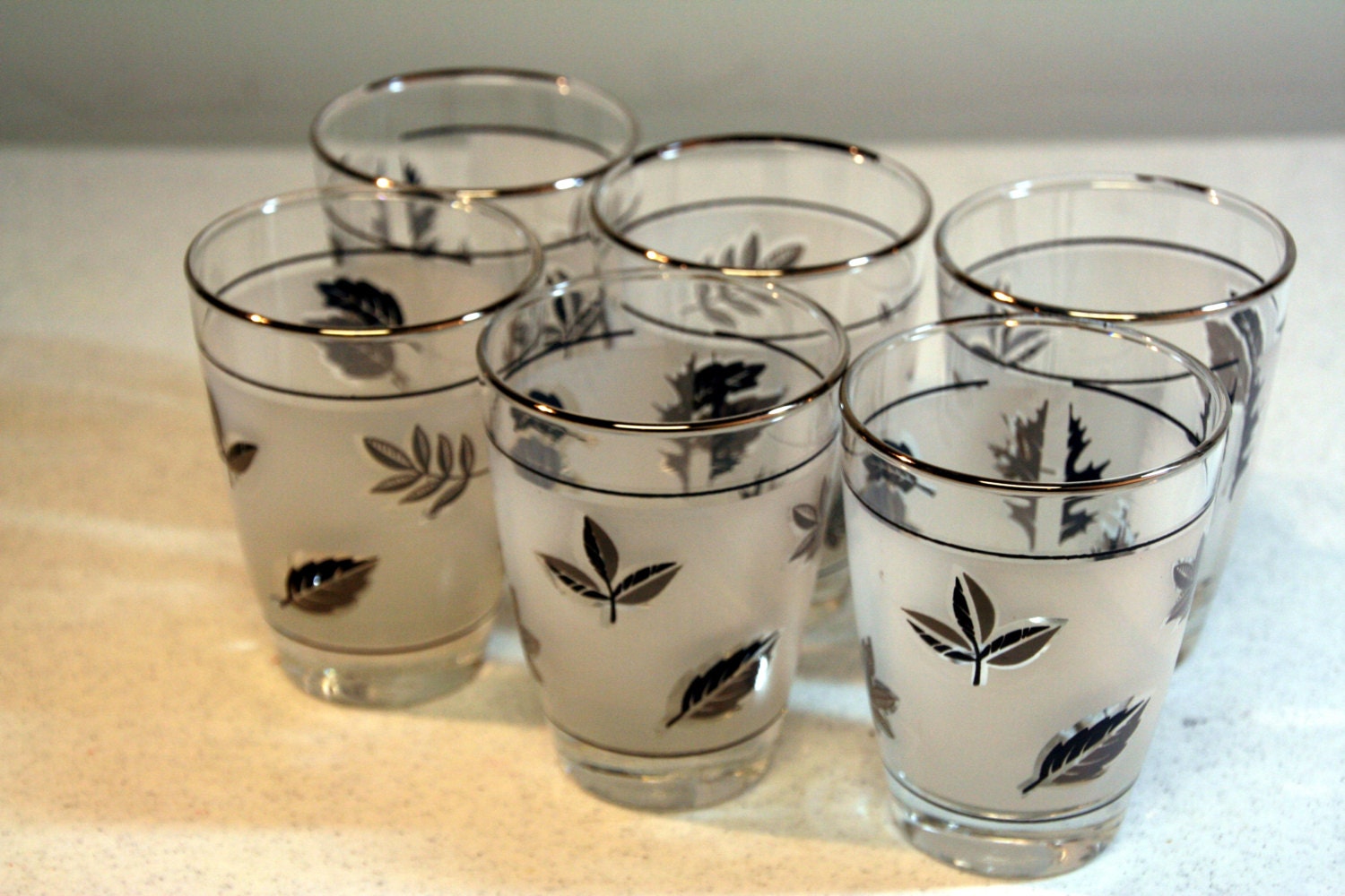 Silver on grey leaf drinking glassessmall tumblerscocktail glasses