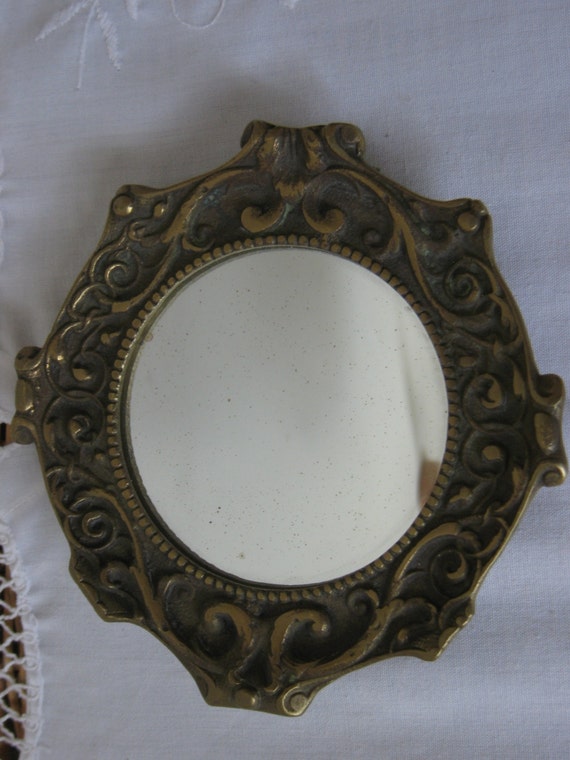 Decorative Bronze Standing Mirror Round by TresorsDesPyrenees