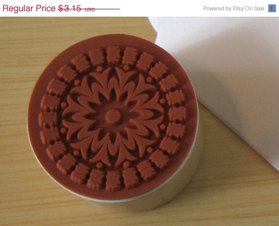 15% off - Vintage Lace Doilies Round Rubber Stamp style 1 Il_570xn