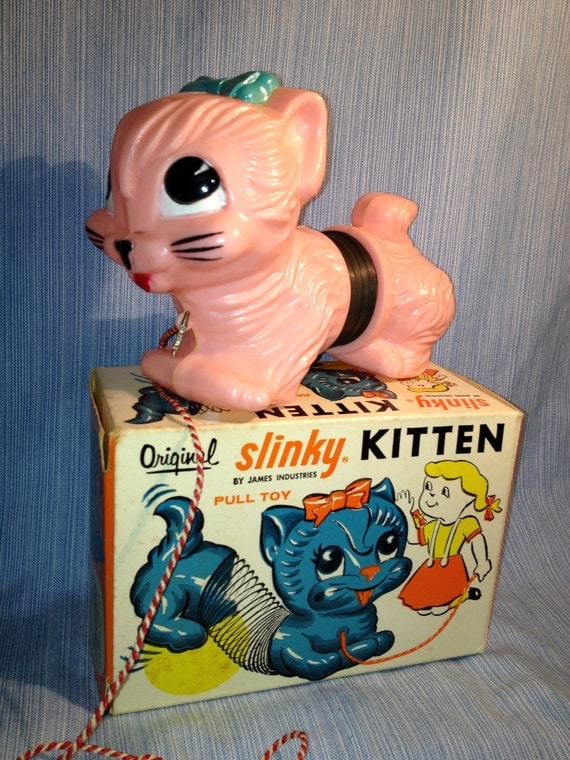 slinky cat toy