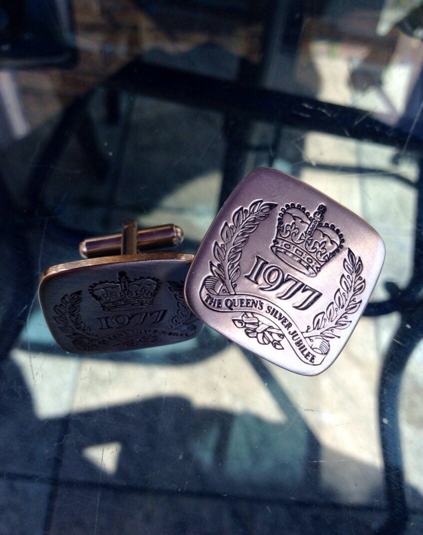 The Big Sale Vintage Silver Plated 1977 Queens Silver Jubilee